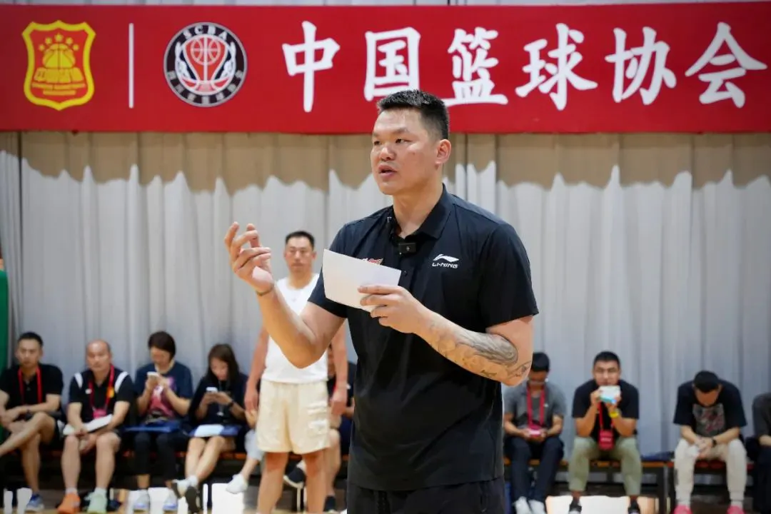 如何通过数据分析优化篮板训练效果?_1