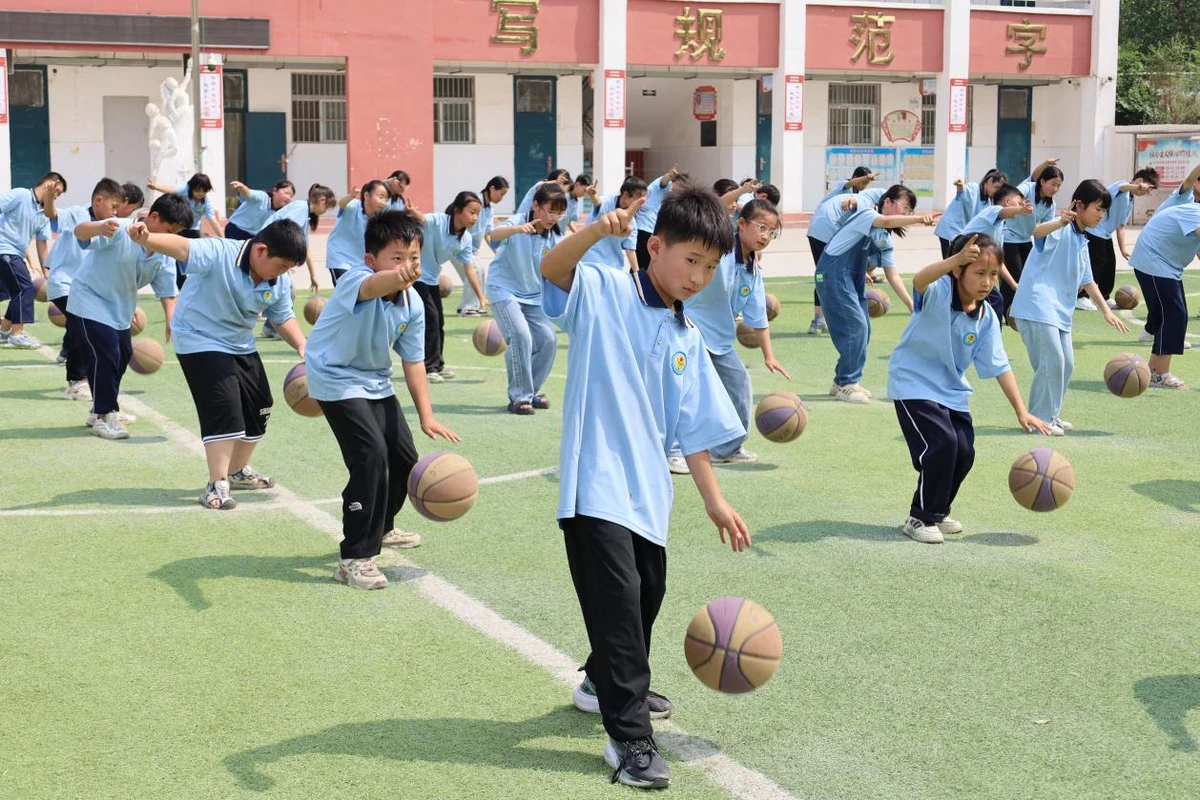 如何通过反馈分析提升篮球战术意识_1